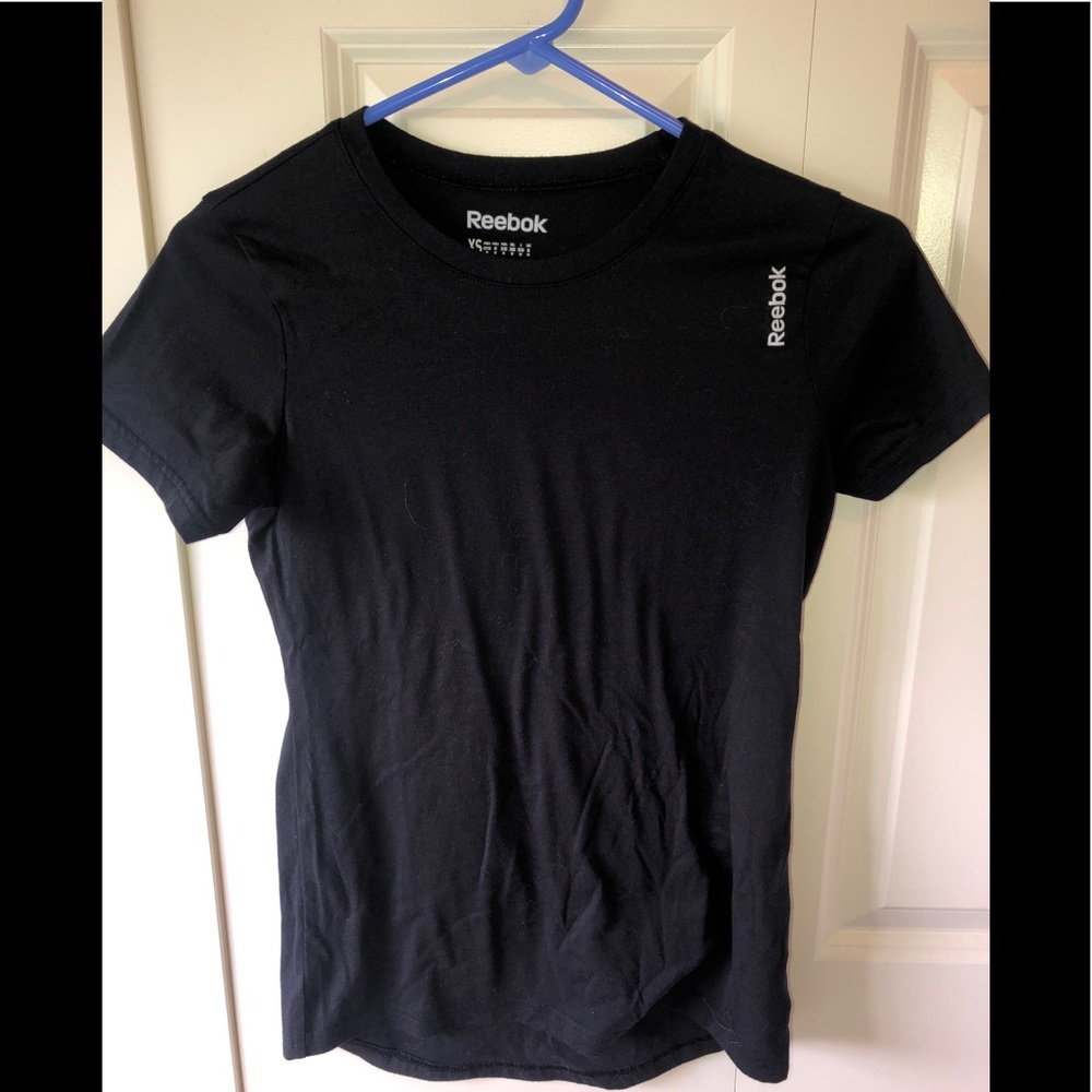 NWOT Reebok workout tee